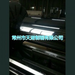 采用无缝钢管及合金钢镀烙的镜面辊