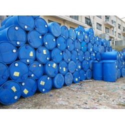 合格的回收吨桶东莞市常平正鑫油桶厂提供，沙田回收塑胶桶