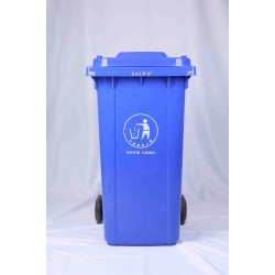 重庆优质垃圾桶 环卫果皮箱 带轮弹盖室外环保垃圾桶生产厂家