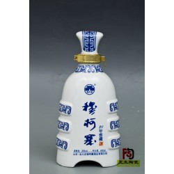 定做杏花村喜欢的陶瓷酒瓶厂家，封坛原浆酒瓶酒坛订制
