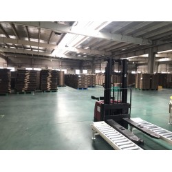 长期批发出售纸盒纸箱纸板，大量供应支持订购大小