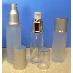 开发定做乳液瓶，玻璃瓶，50毫升乳液瓶，出口玻璃瓶