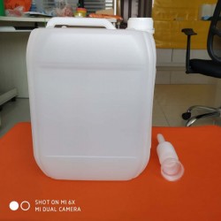 云南昆明地区白色车用尿素溶液包装桶堆码桶