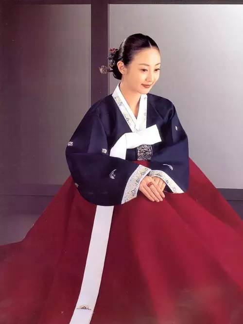 韩国传统婚纱_韩国传统服饰(3)