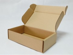 东莞纸箱厂  唯宝纸品厂家直销三层特硬飞机盒