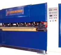 计算机控制薄刀型压线分纸机