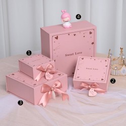 粉色新款翻盖礼品包装盒*饰口红包包结婚伴娘宝宝满月伴手礼盒子
