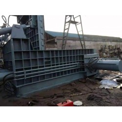 侧翻包液压打包机，卧式打包机，宏强液压