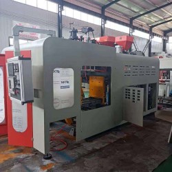 机油壶吹塑机吹瓶机4升制品可带包层液位线