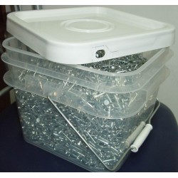 8L 美式塑料方桶 塑料包装桶 排钉桶 五金塑料桶