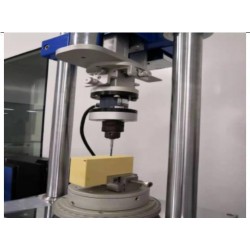 接骨钉的轴向拨出和扭转旋入与生物旋出力学测试机